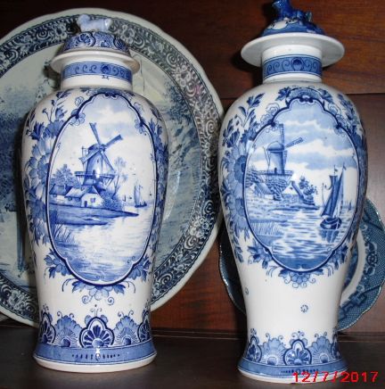 2 delfts blauwe vas…
